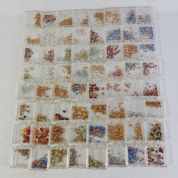 Swarovski Flatback and Hotfix Crystals Lot - Picture 7 of 11